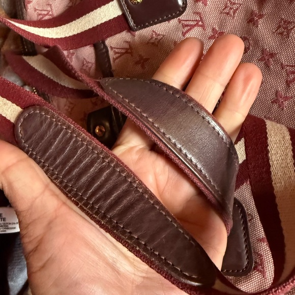 Louis Vuitton multifunctional bag - Picture 6 of 8